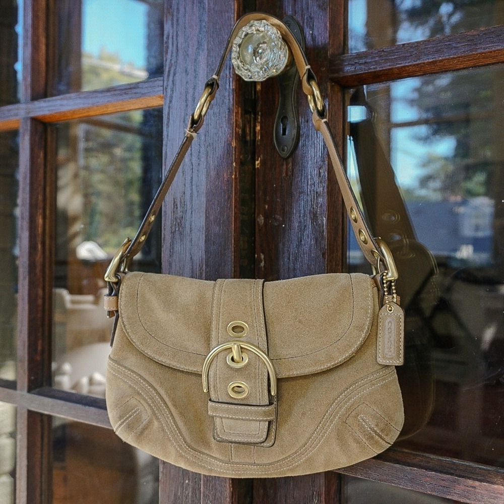 Vintage 2006 Coach Soho Suede Buckle Flap Shoulder Bag Y2K Tan Brass